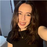 Mujer que le gusta enseñar a los demás
